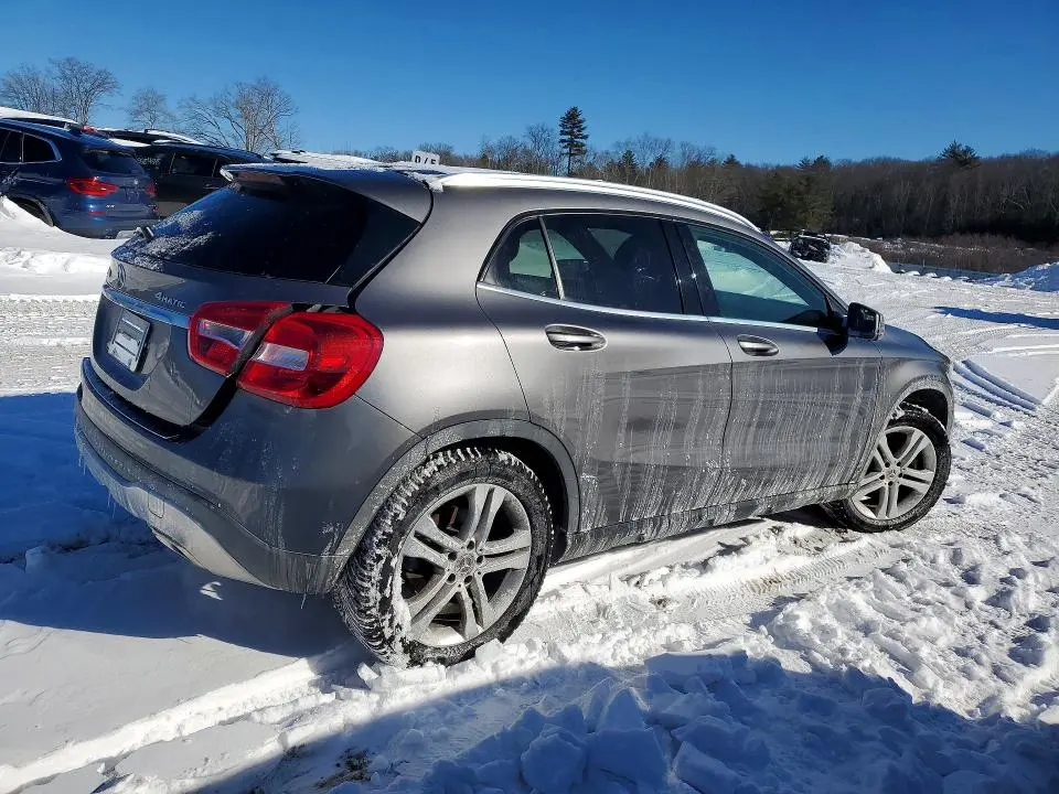 2018 MERCEDES-BENZ GLA 250 4MATIC  