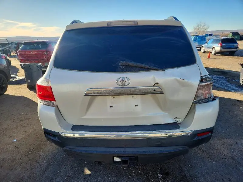 2012 TOYOTA HIGHLANDER BASE  