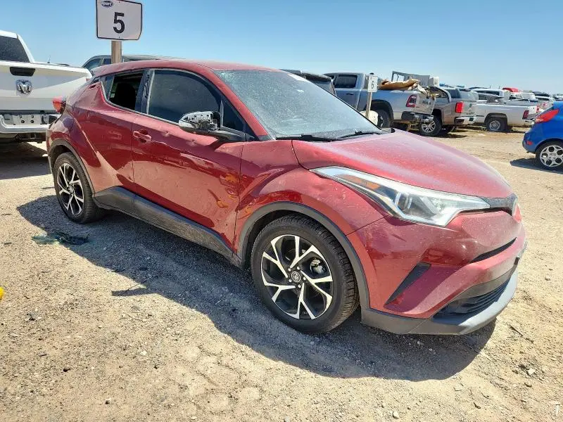 2018 TOYOTA C-HR XLE  