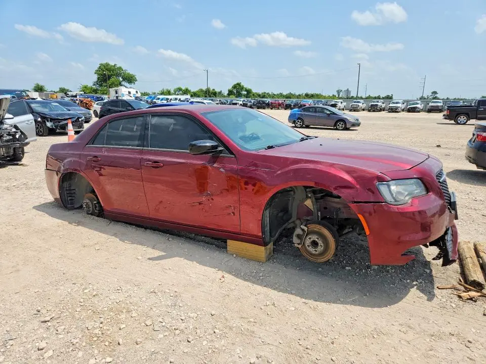 2018 CHRYSLER 300 TOURING  