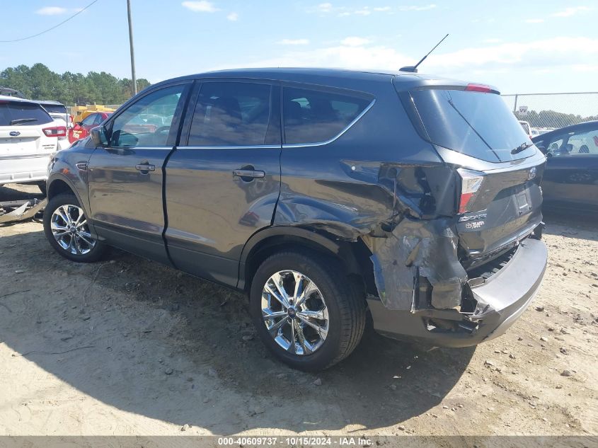 2017 FORD ESCAPE SE