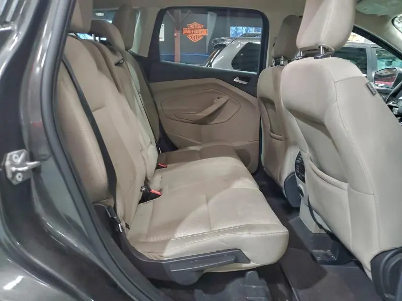 2019 FORD ESCAPE SE  