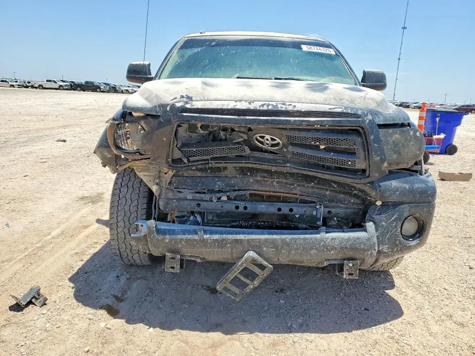 2011 TOYOTA TUNDRA DOUBLE CAB SR5  