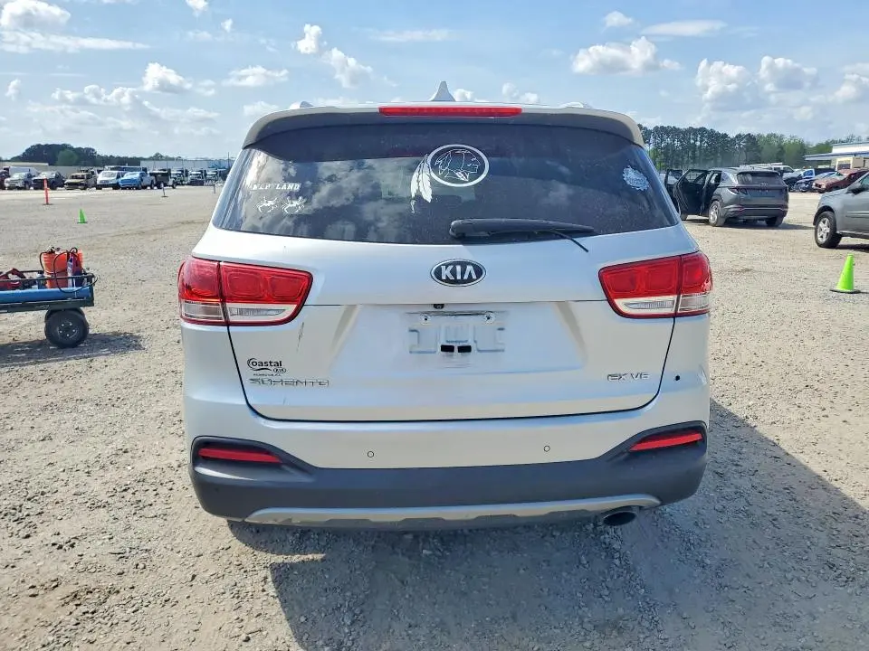 2017 KIA SORENTO EX V6  
