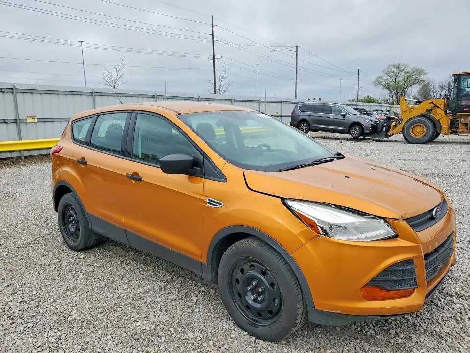 2016 FORD ESCAPE S  