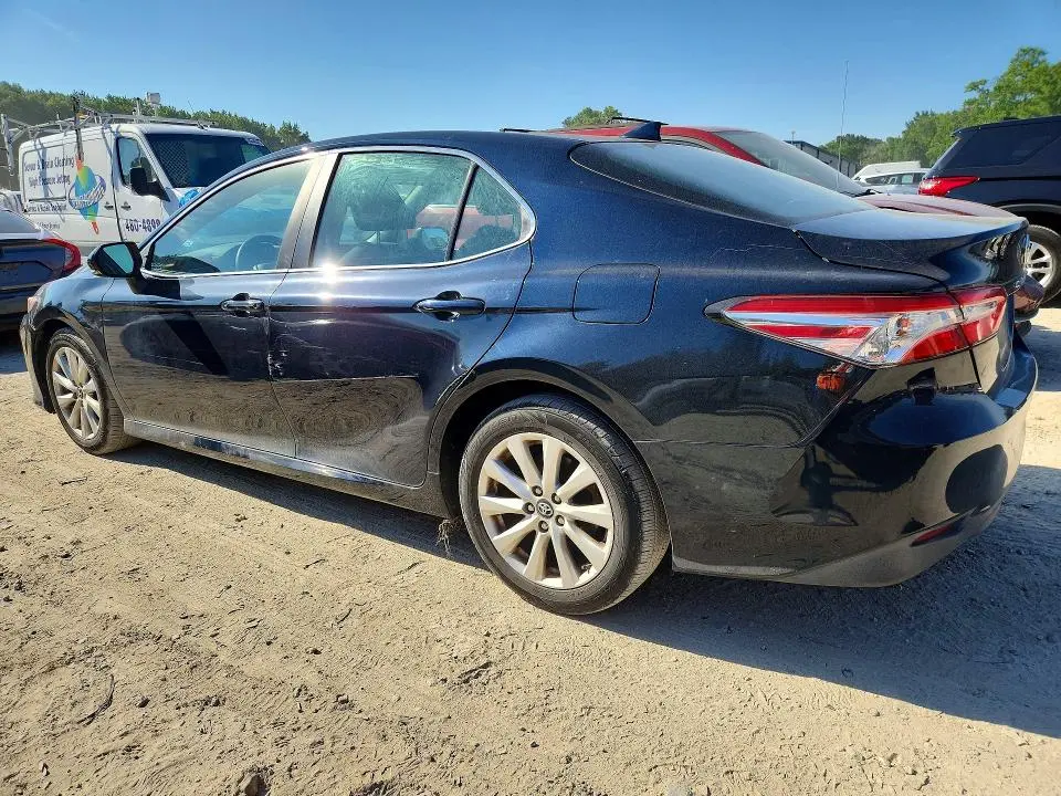 2019 TOYOTA CAMRY LE  