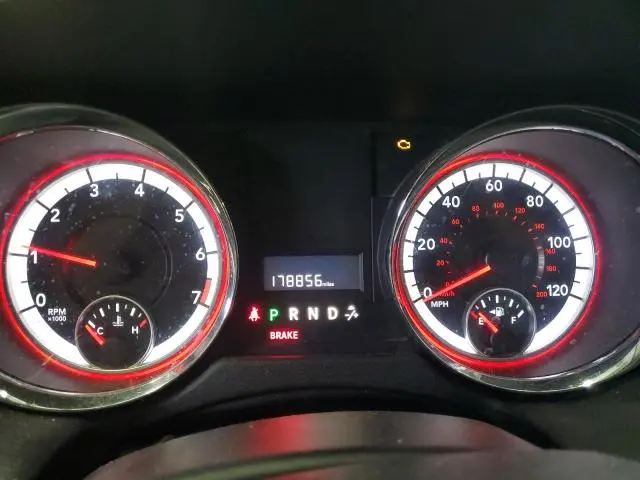 2016 DODGE GRAND CARAVAN SE  