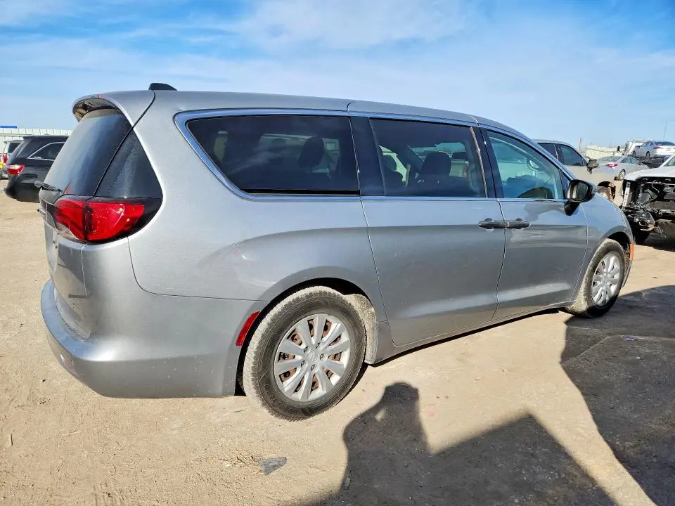 2019 CHRYSLER PACIFICA L  