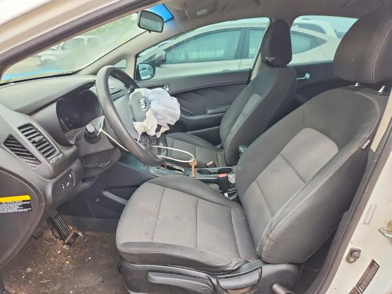 2014 KIA FORTE LX  