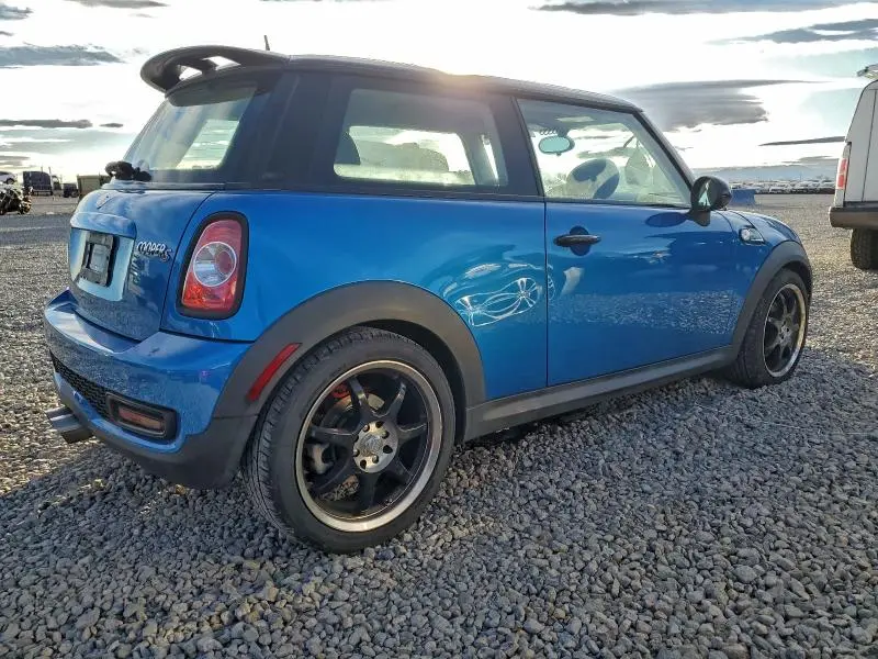 2012 MINI COOPER S  