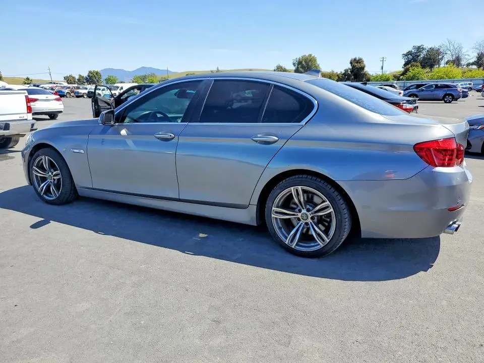 2012 BMW 528 I  