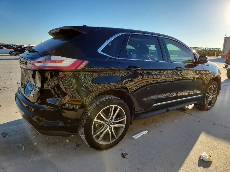 2019 FORD EDGE TITANIUM  