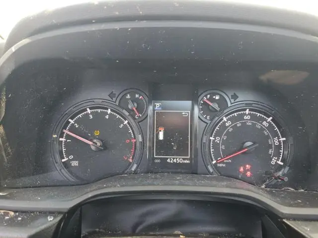 2022 TOYOTA 4RUNNER SR5/SR5 PREMIUM  