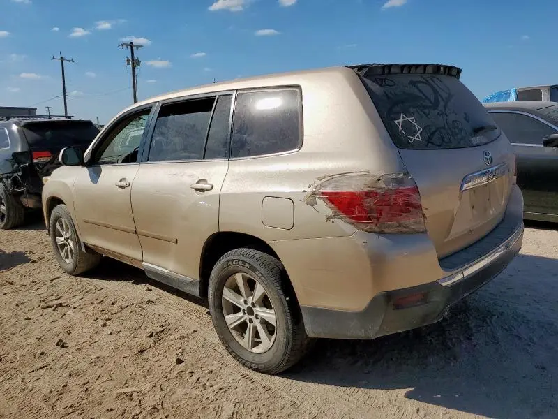 2011 TOYOTA HIGHLANDER BASE  