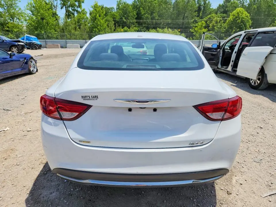 2016 CHRYSLER 200 LIMITED  