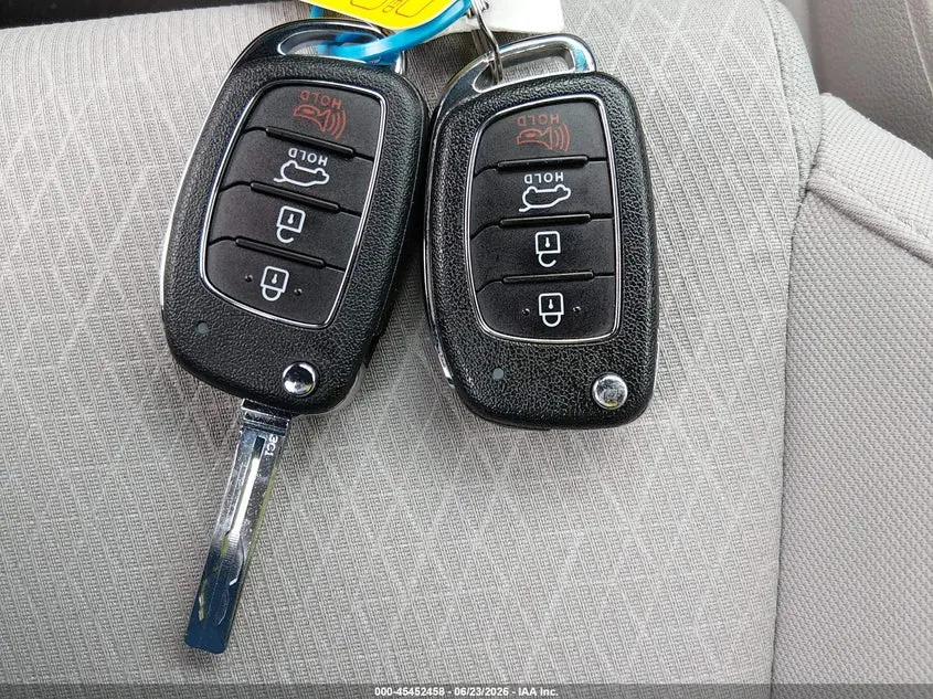 2018 HYUNDAI TUCSON SE
