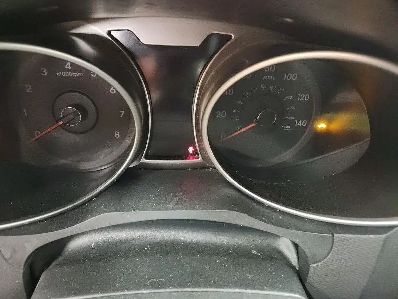 2014 HYUNDAI VELOSTER BASE  