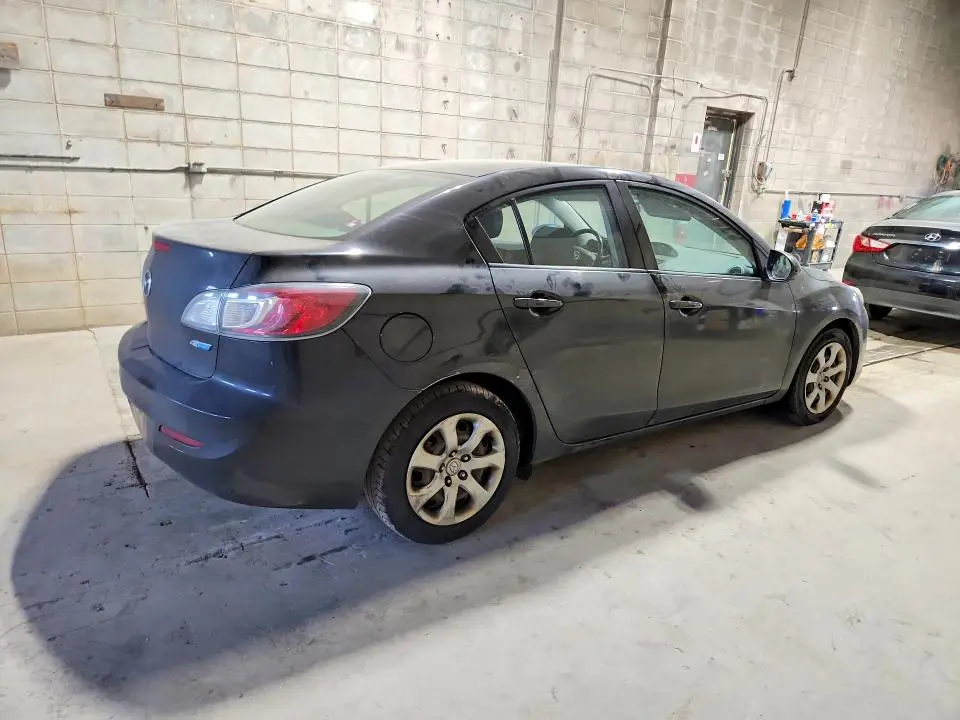 2013 MAZDA 3 I  