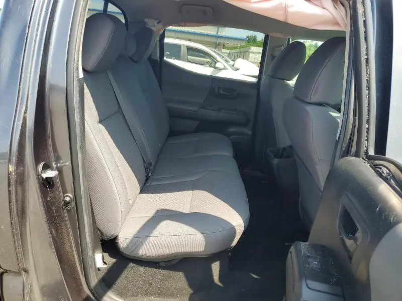 2022 TOYOTA TACOMA SR V6  