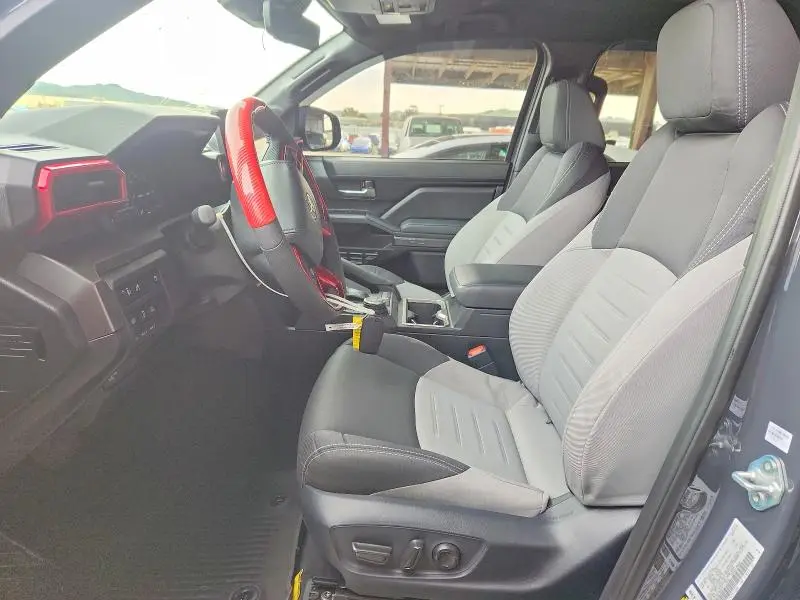 2025 TOYOTA TACOMA DOUBLE CAB  