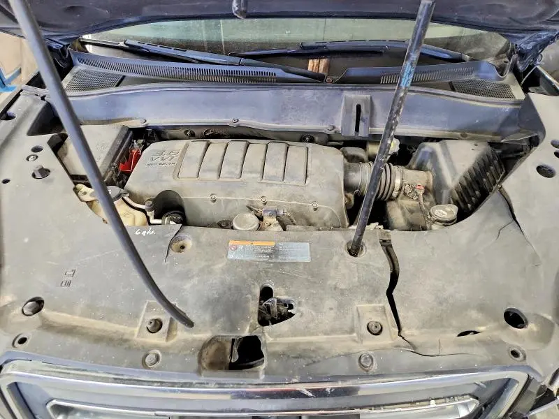 2013 GMC ACADIA SLT-1  