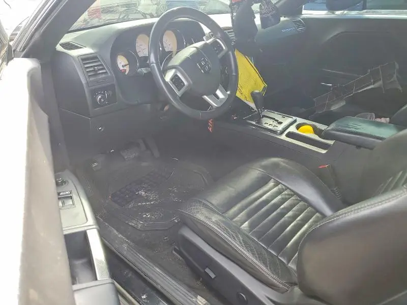 2014 DODGE CHALLENGER SXT  