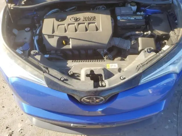 2019 TOYOTA C-HR XLE  