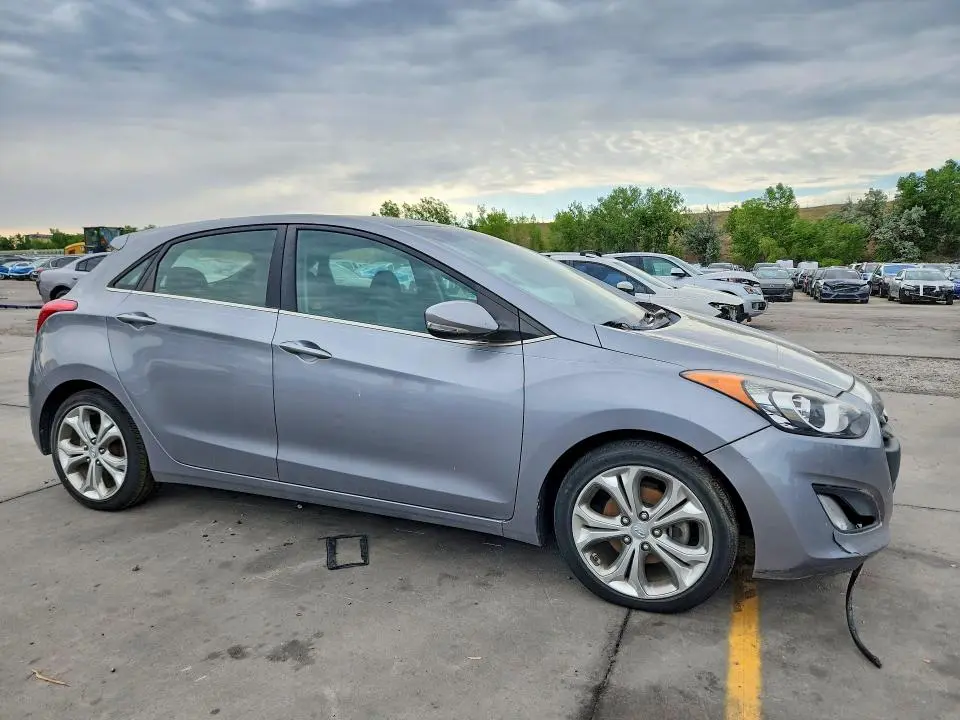 2013 HYUNDAI ELANTRA GT BASE  
