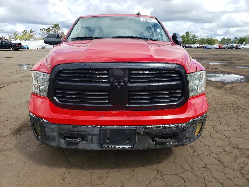 2017 RAM 1500 SLT  
