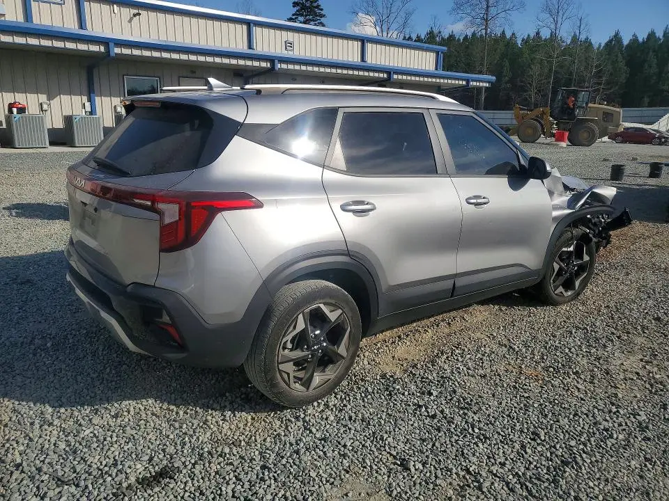 2025 KIA SELTOS S  