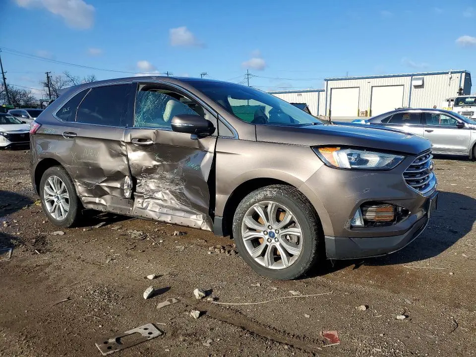 2019 FORD EDGE TITANIUM  