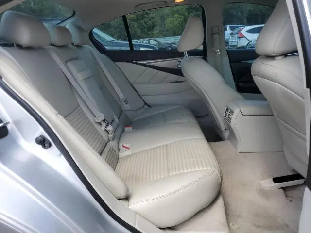 2019 INFINITI Q50 LUXE  