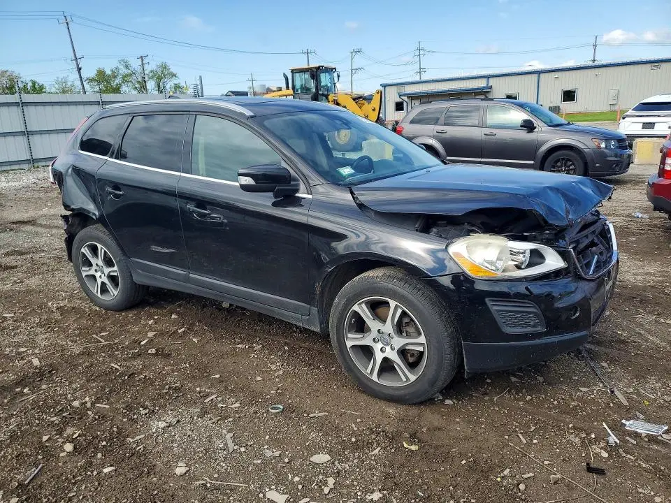 2011 VOLVO XC60 T6  