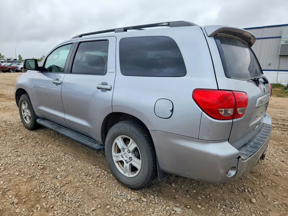 2011 TOYOTA SEQUOIA SR5  
