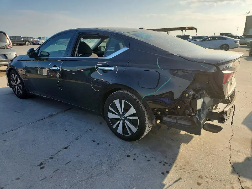 2019 NISSAN ALTIMA SV  