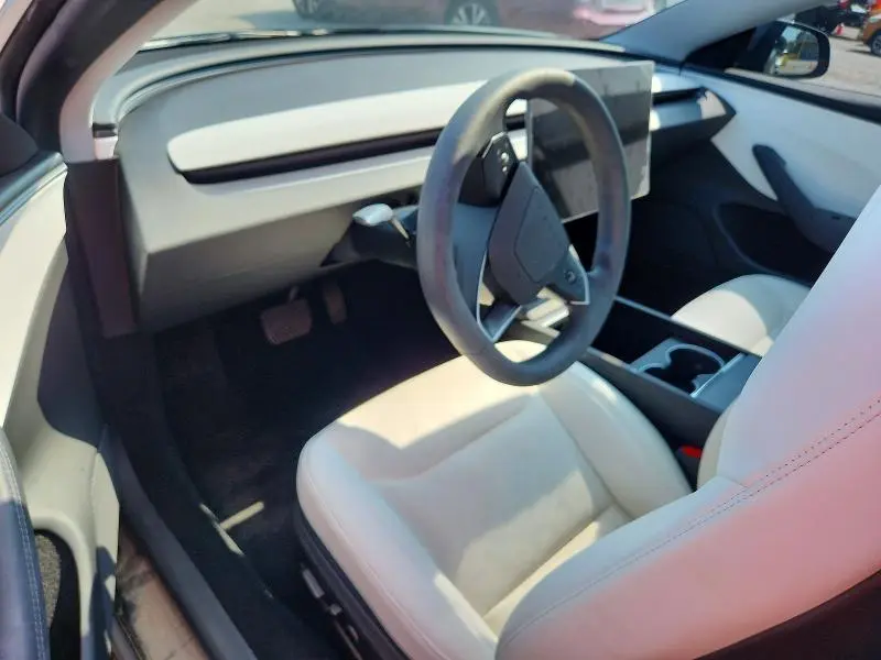 2026 TESLA MODEL 3   