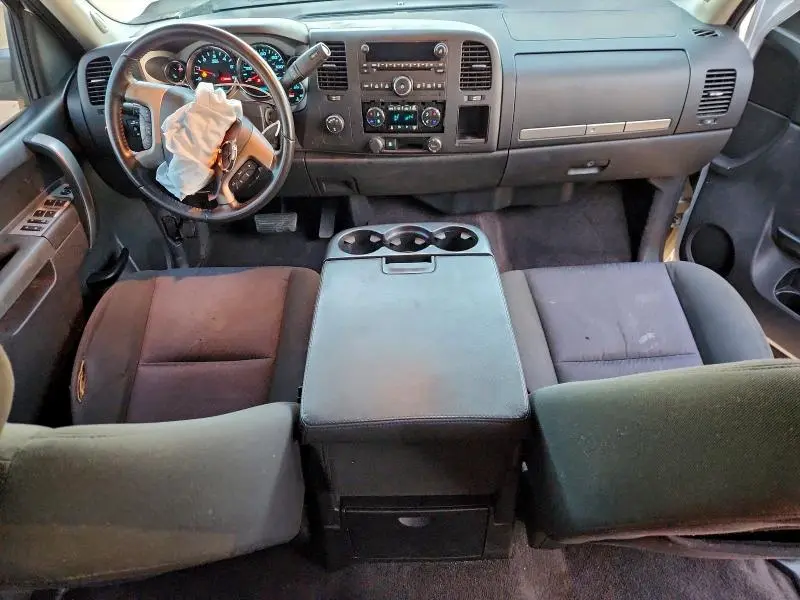 2011 CHEVROLET SILVERADO K1500 LT  