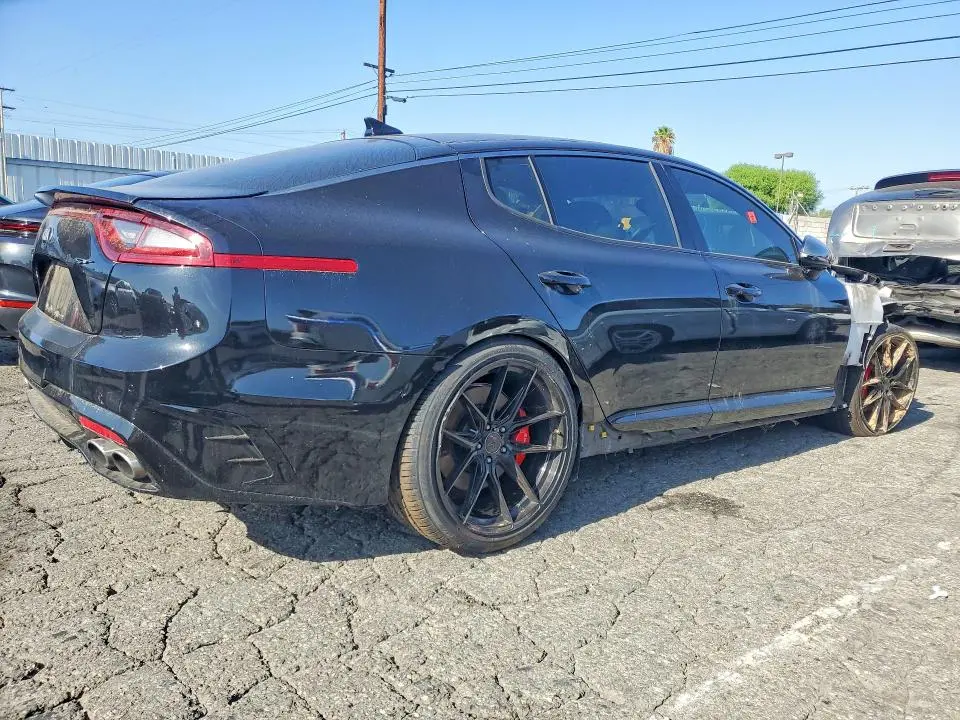 2018 KIA STINGER GT1  