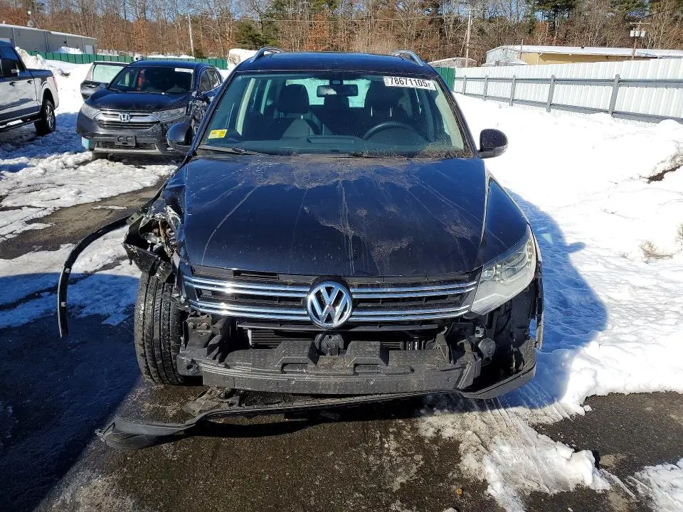 2016 VOLKSWAGEN TIGUAN S  