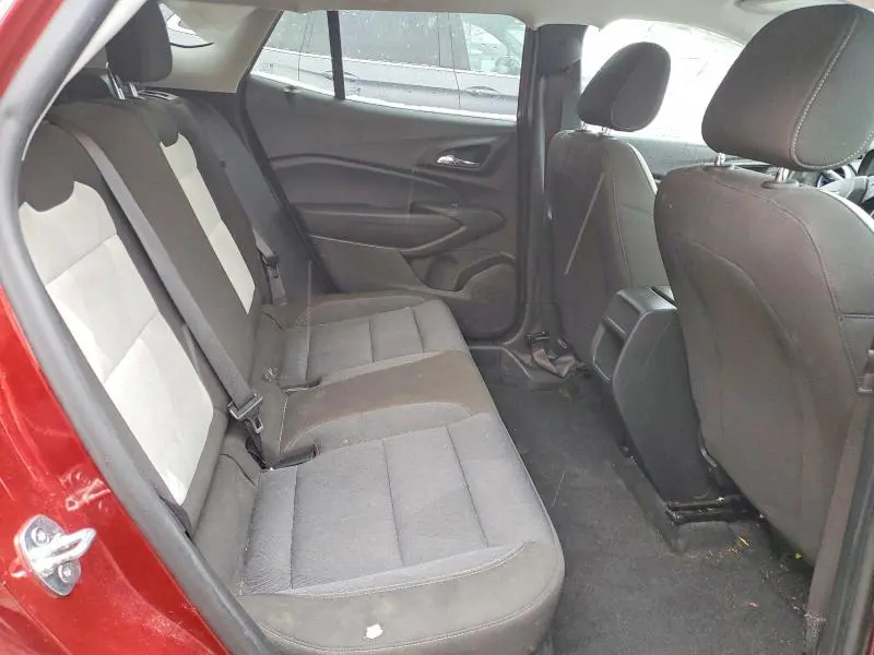 2024 CHEVROLET TRAX LS  