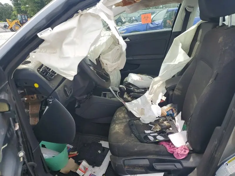 2015 VOLKSWAGEN JETTA BASE  