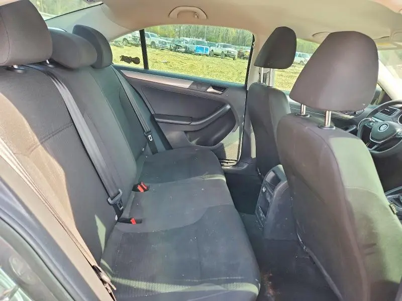 2015 VOLKSWAGEN JETTA SE  
