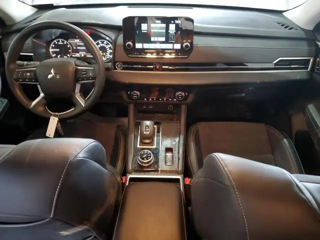 2023 MITSUBISHI OUTLANDER SE  