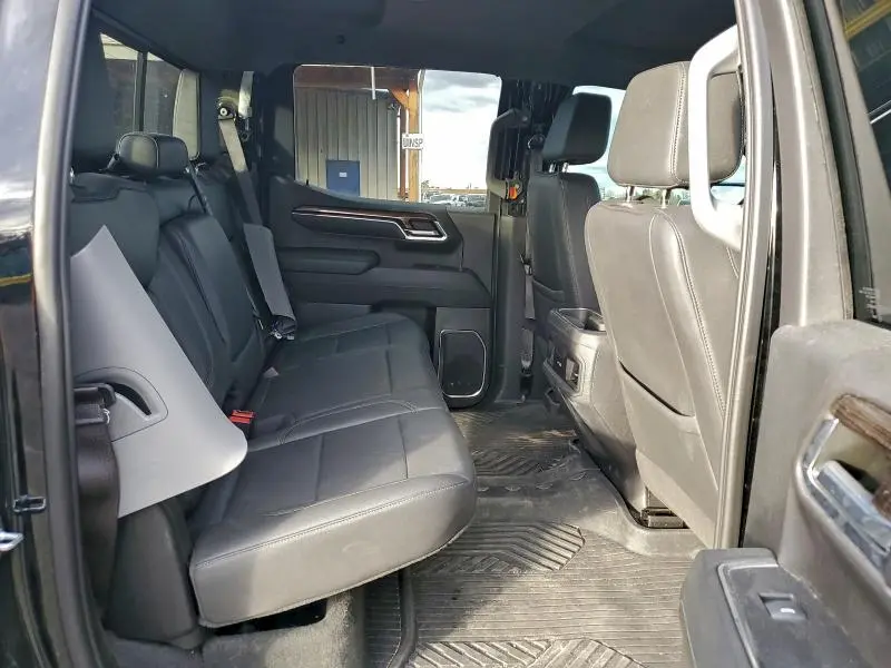 2023 CHEVROLET SILVERADO K1500 LT TRAIL BOSS  