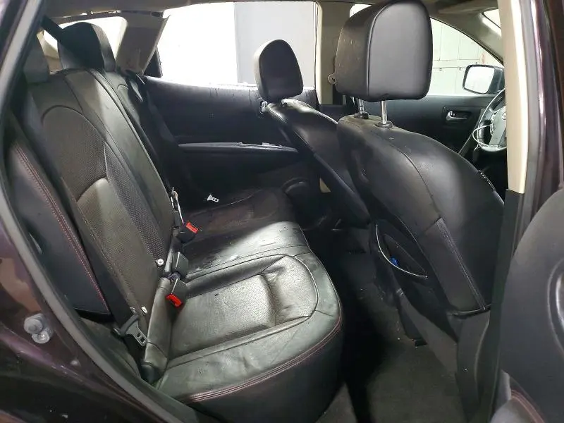 2013 NISSAN ROGUE S  