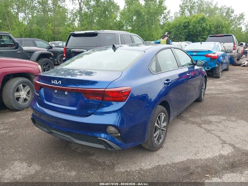 2024 KIA FORTE LXS