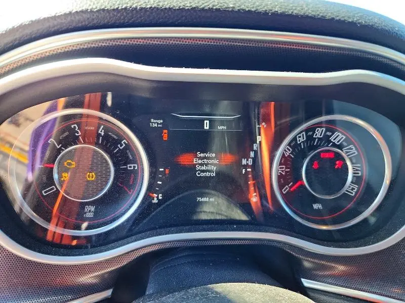 2016 DODGE CHALLENGER SXT  