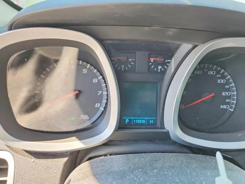 2011 CHEVROLET EQUINOX LT  