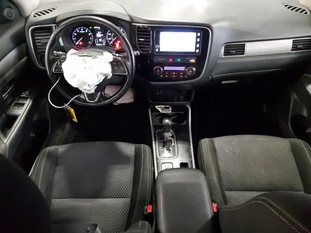 2017 MITSUBISHI OUTLANDER SE  
