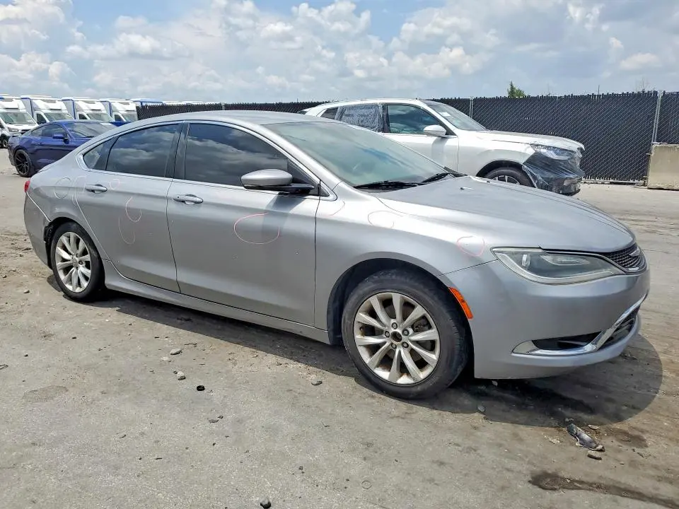 2015 CHRYSLER 200 C  